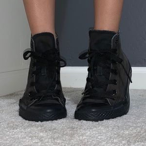 BLACK CONVERSE